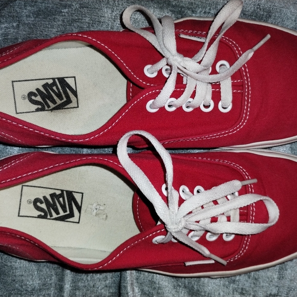 VANS Red Lace-up Men's size 10 USA - Picture 8 of 11